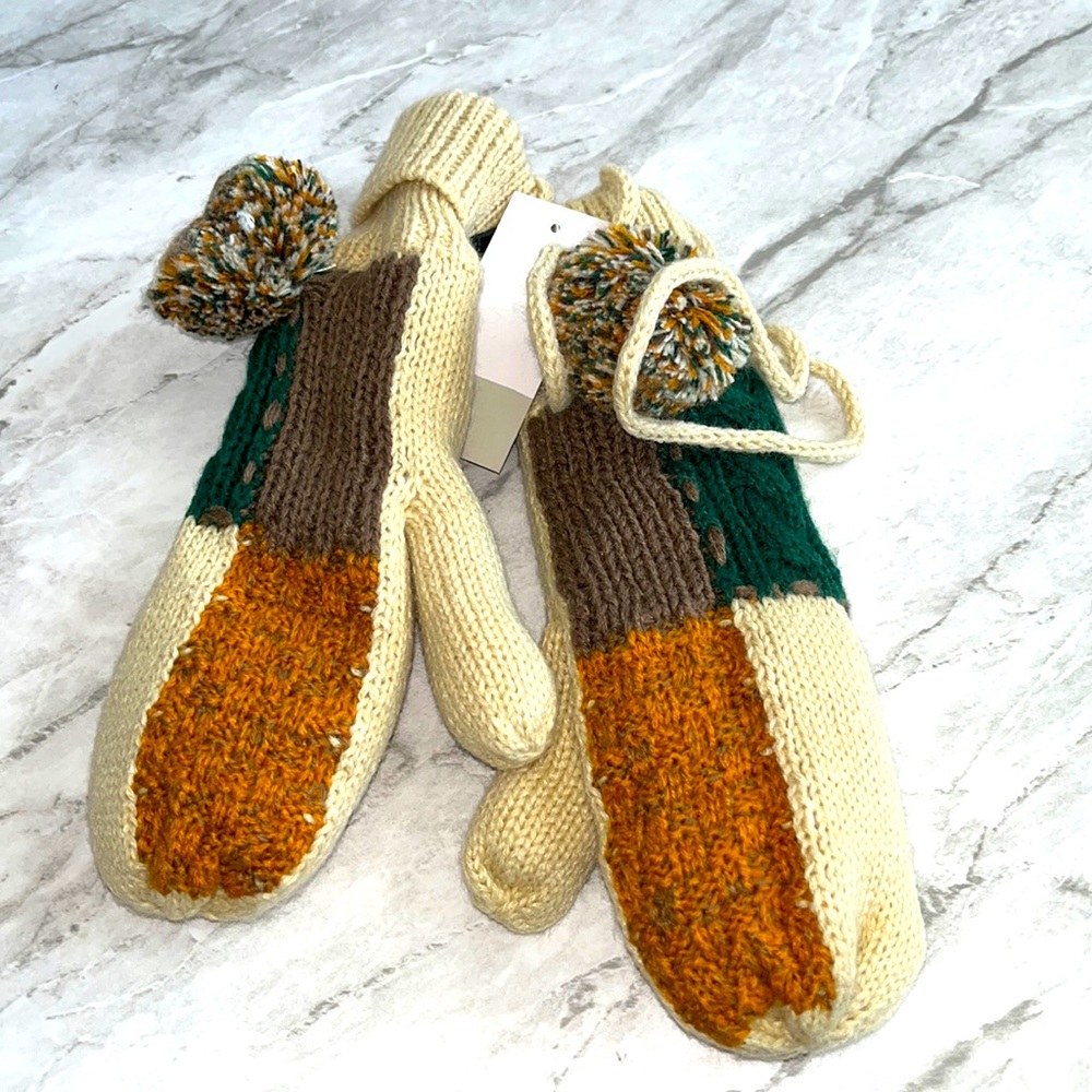 NEW BP earthy knit mittens